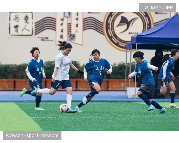 校园足球联赛规模持续扩大影响力提升，校园足球联赛内容